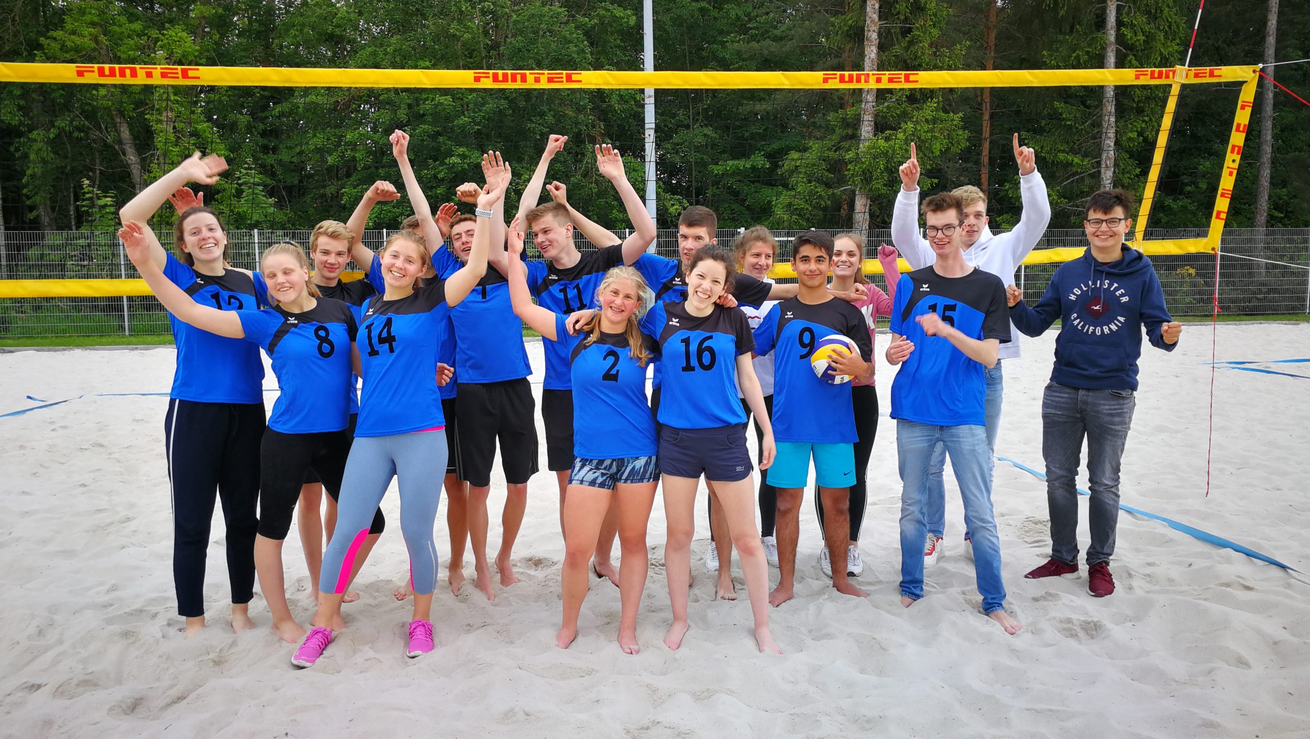 Read more about the article Stadtmeisterschaften im Beachvolleyball Jungen und Mädchen II