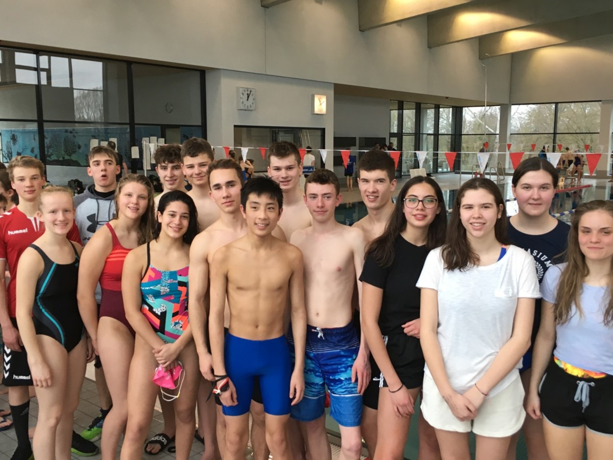 Read more about the article Bezirksmeisterschaften im Schwimmen (Wettkampfklassen Mädchen IV, III, II und Jungen IV, III, II):
