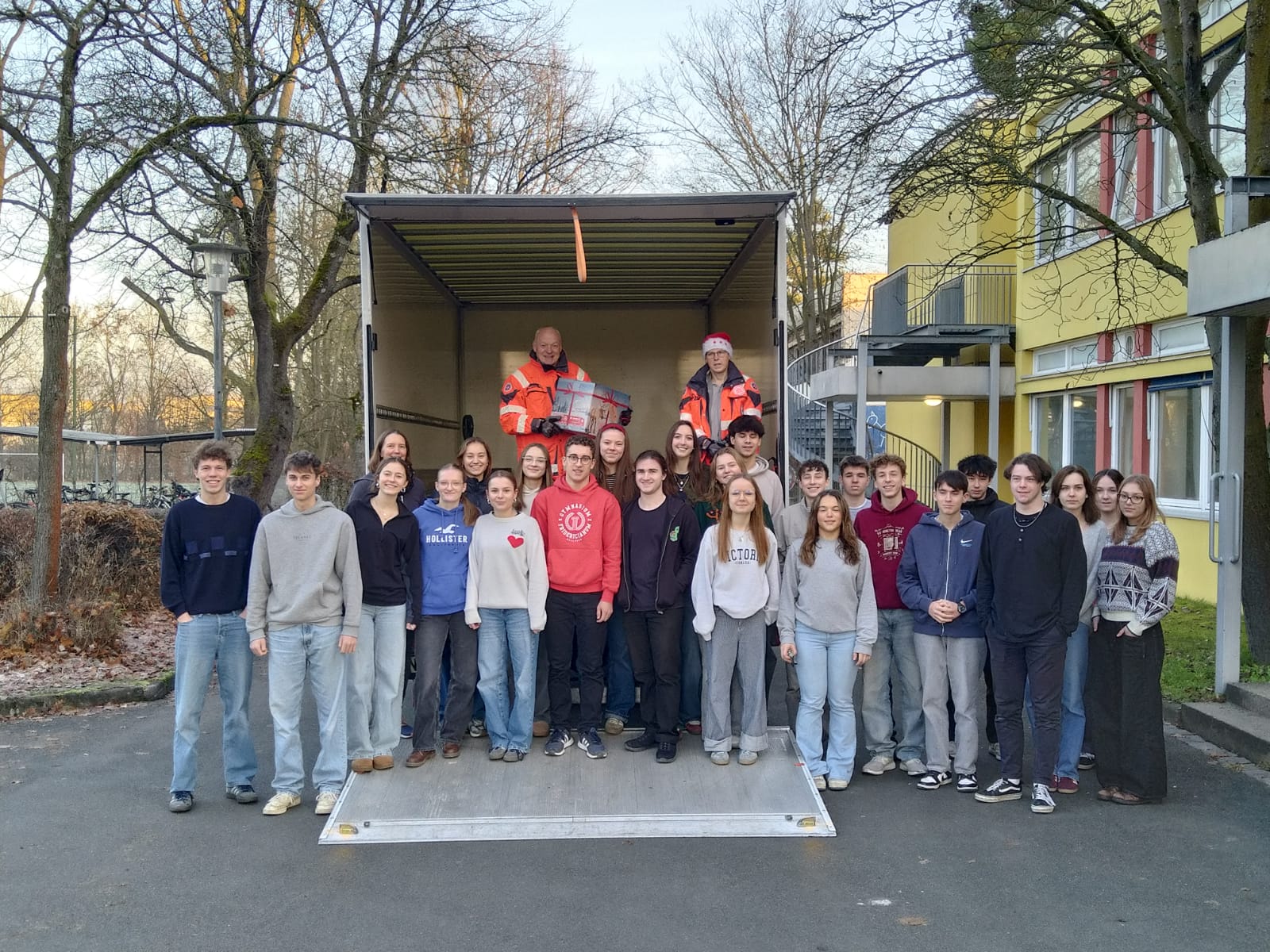 Du betrachtest gerade Frici wieder dabei: Johanniter Weihnachtstrucker