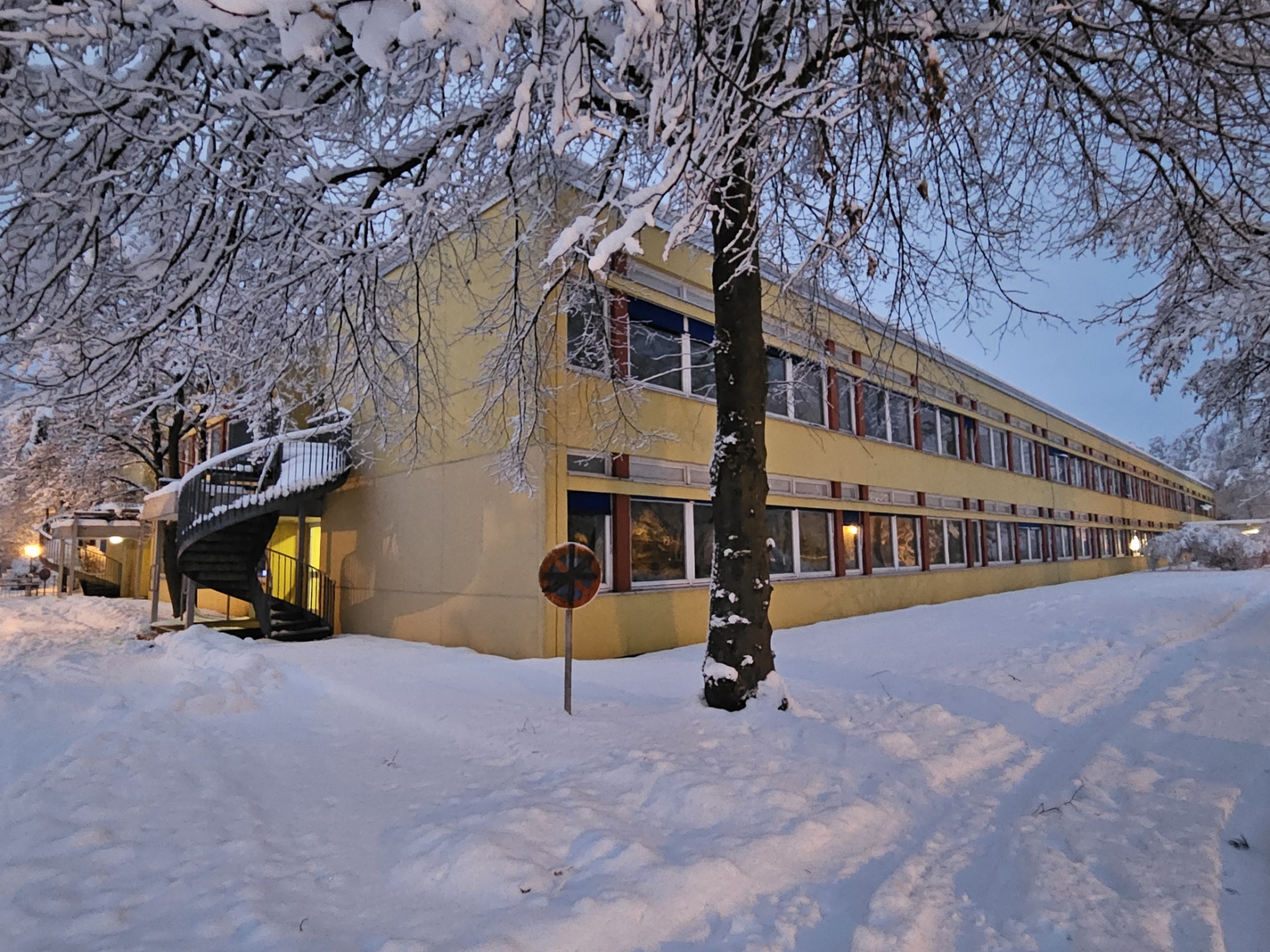 Du betrachtest gerade Donnerstag, 29. Januar: Präsenzunterricht