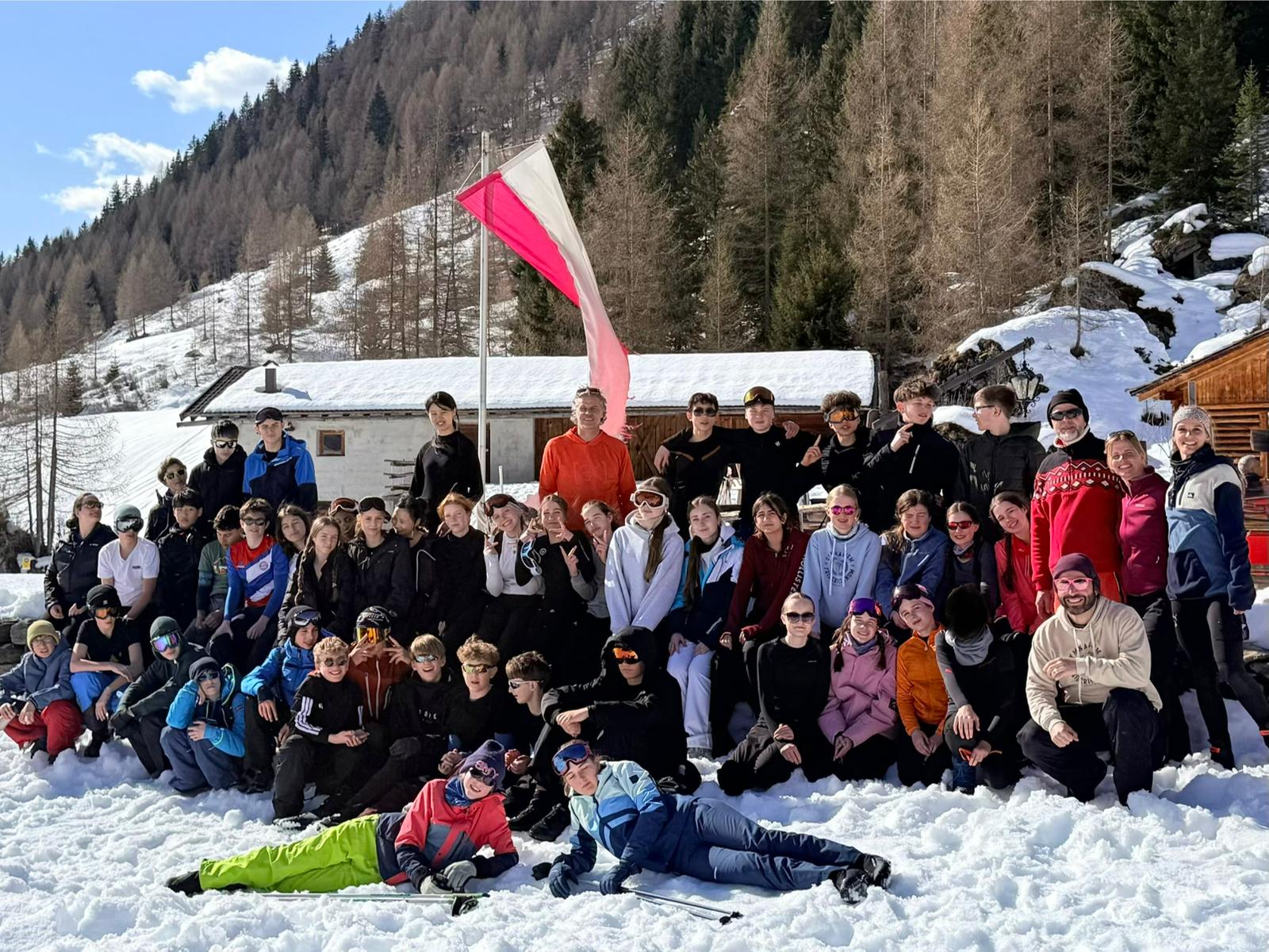 Mehr über den Artikel erfahren Eat. Sleep. Ski. Repeat.